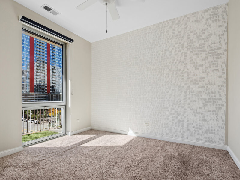 2035 S Indiana Avenue Chicago IL 60616