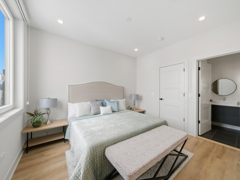 4232 W Belmont Avenue Chicago IL 60641