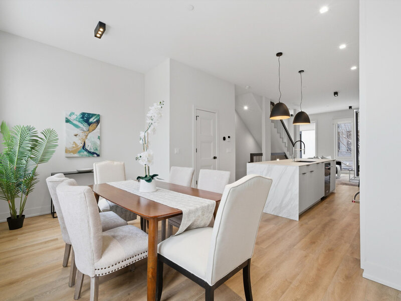 4232 W Belmont Avenue Chicago IL 60641