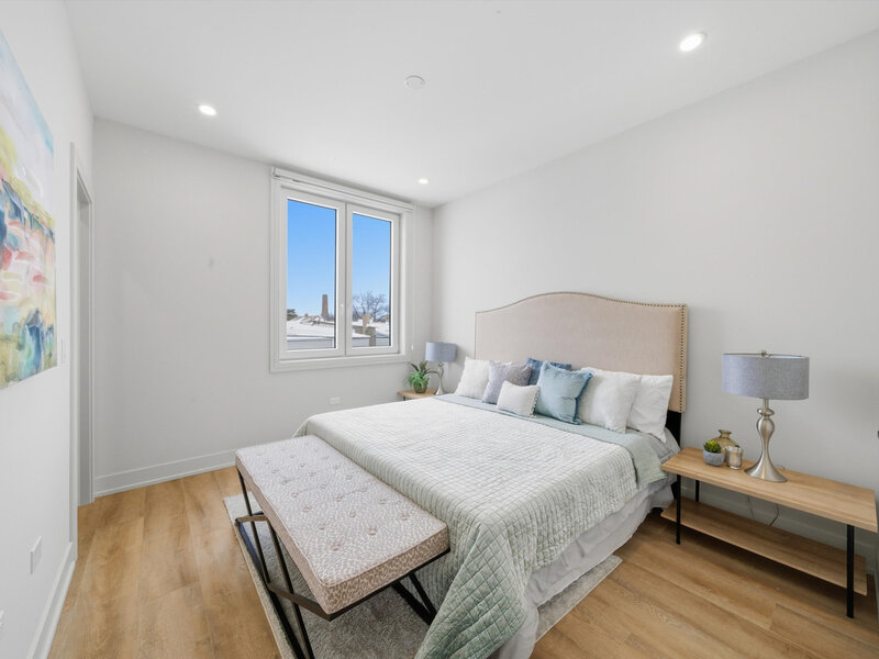 4232 W Belmont Avenue Chicago IL 60641