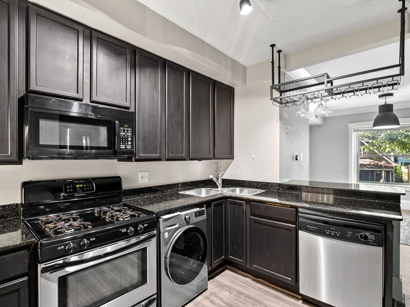 7025 N Wolcott Avenue Chicago IL 60626
