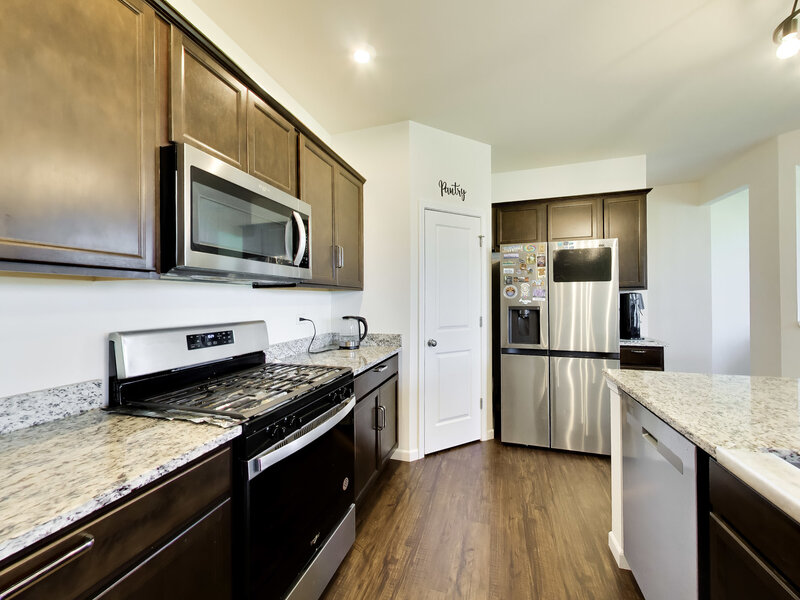 1398 Kessler Drive Mundelein IL 60060