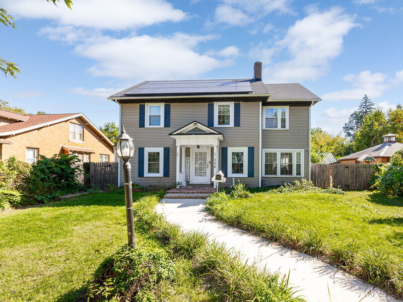 356 N William Street Joliet IL 60435