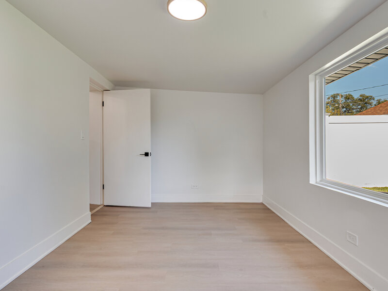 7715 S Kilpatrick Avenue Chicago IL 60652