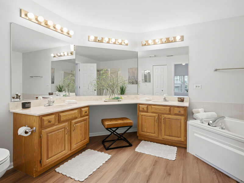 1408 Plum Court Mount Prospect IL 60056