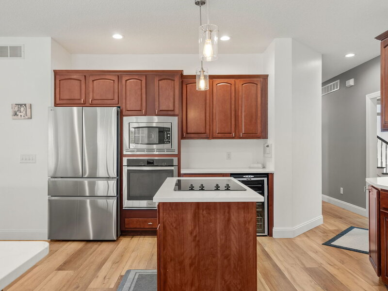 6404 Forest Road Davenport IA 52807