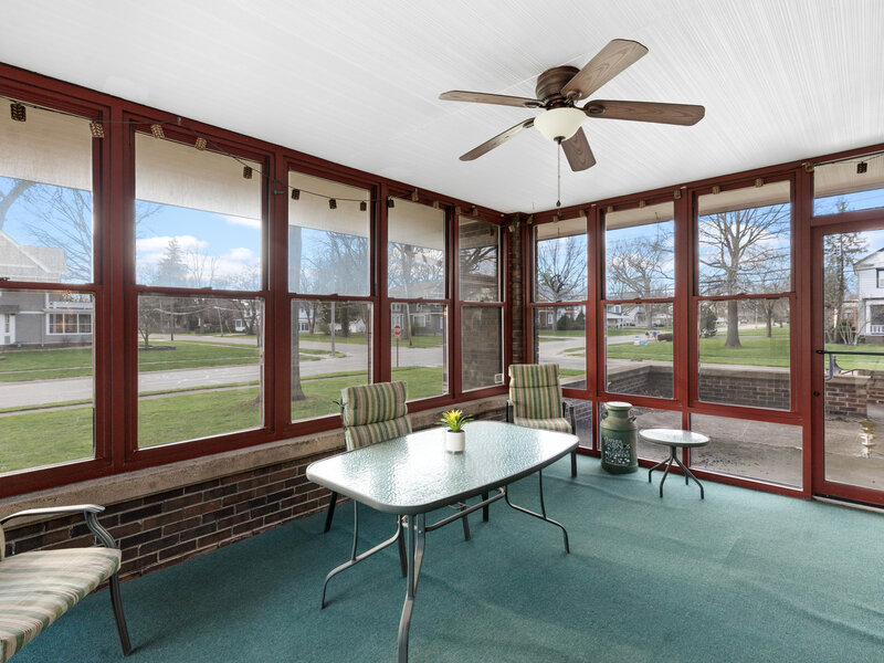 205 E Lincoln Avenue Watseka IL 60970