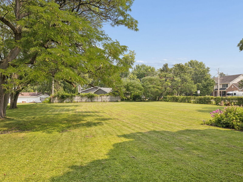 4417 Yender Avenue Lisle IL 60532