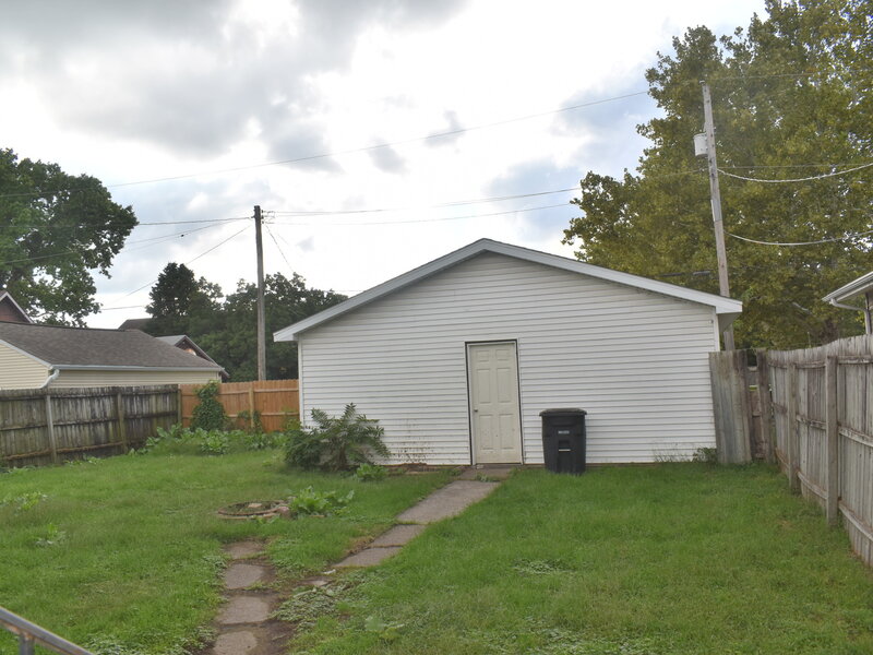 1841 2nd Street Moline IL 61265