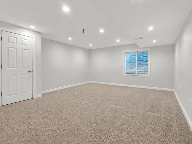 1493 Yellowstone Drive Streamwood IL 60107