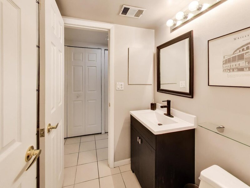 1720 E Shannon Lane Palatine IL 60074