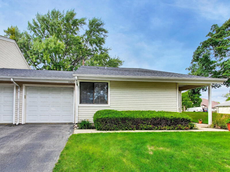 1720 E Shannon Lane Palatine IL 60074