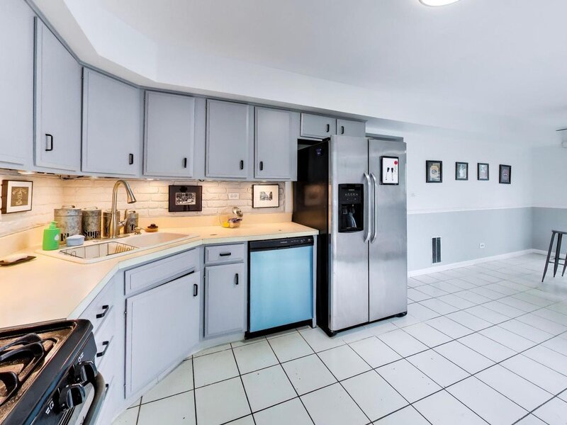 1720 E Shannon Lane Palatine IL 60074