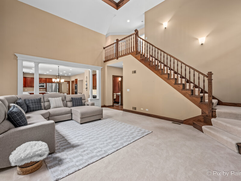 1105 Thoroughbred Circle St. Charles IL 60174