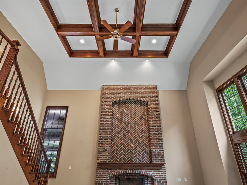 1105 Thoroughbred Circle St. Charles IL 60174