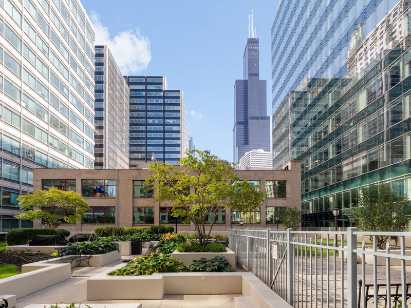 125 S Jefferson Street Chicago IL 60661