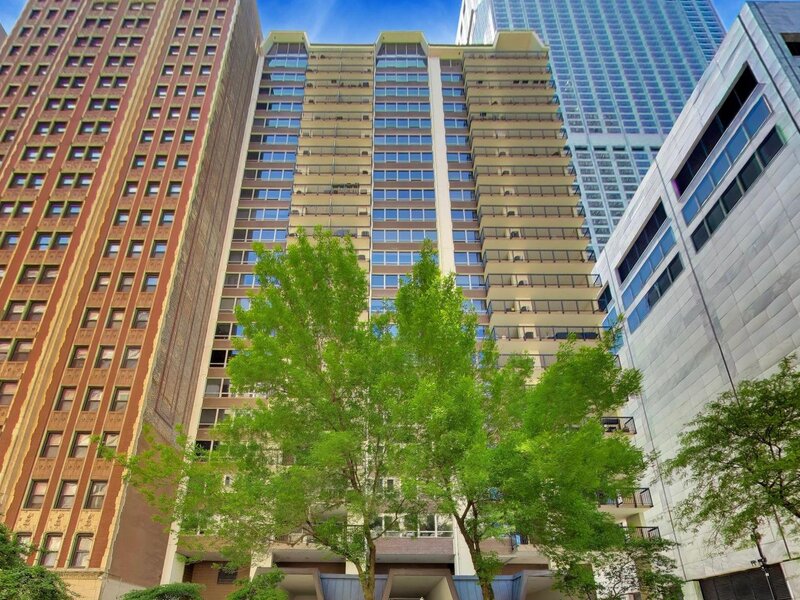 201 E Chestnut Street Chicago IL 60611