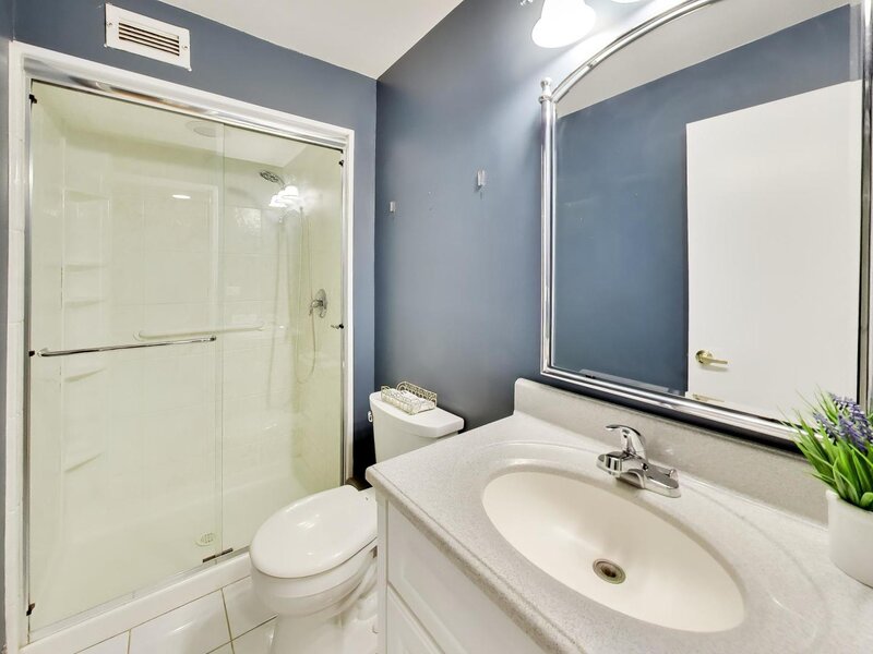 201 E Chestnut Street Chicago IL 60611