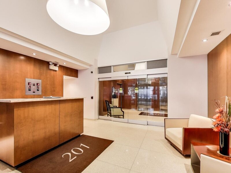 201 E Chestnut Street Chicago IL 60611