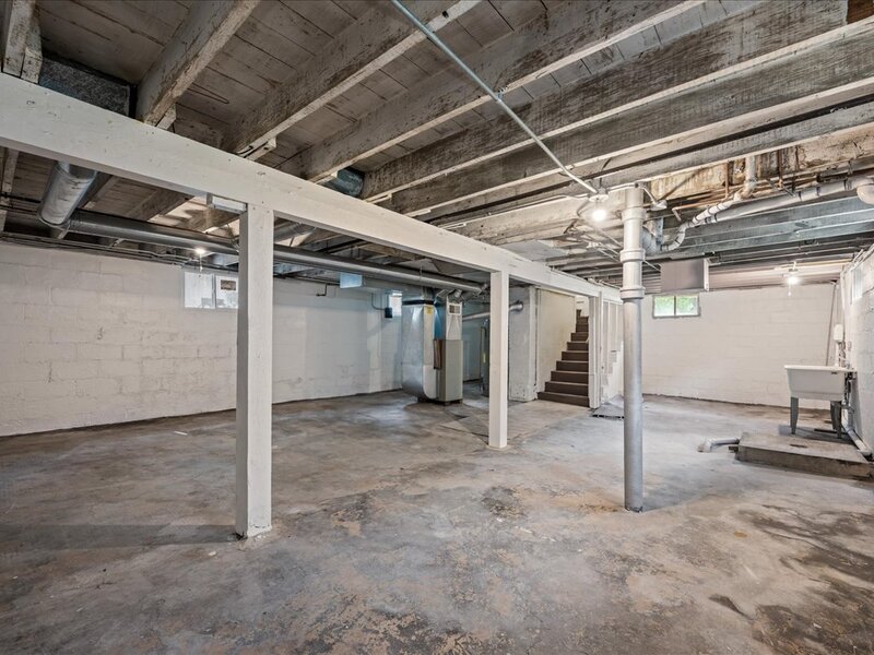 1006 S 4th Street Aurora IL 60505