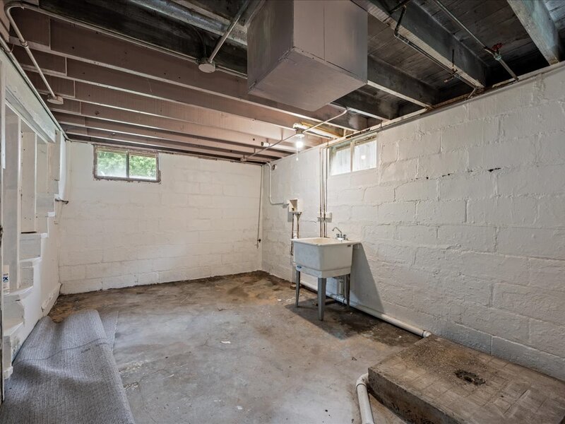 1006 S 4th Street Aurora IL 60505