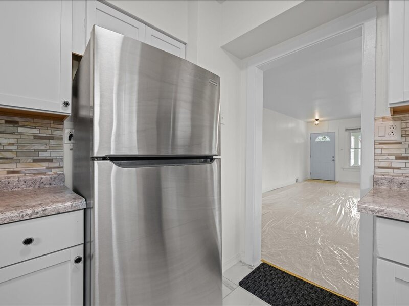 1006 S 4th Street Aurora IL 60505