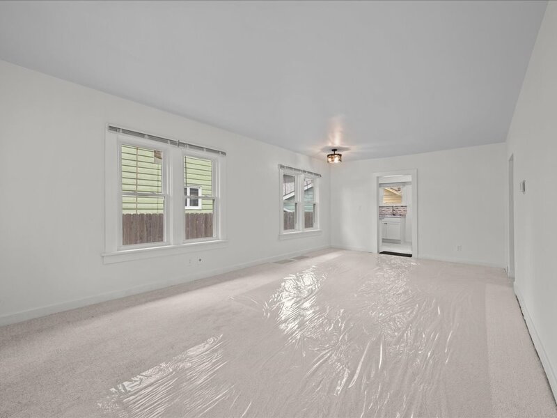 1006 S 4th Street Aurora IL 60505