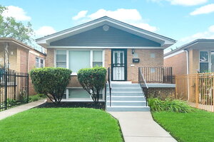 Photo of 6525 S Bell Avenue Chicago IL 60636