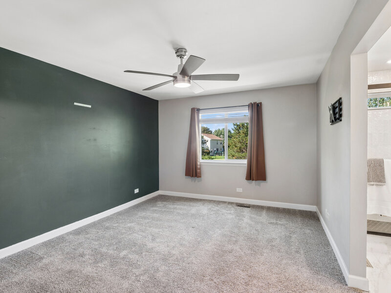 36253 N Bridlewood Avenue Gurnee IL 60031