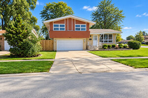 Photo of 15415 Woodlawn East Avenue South Holland IL 60473