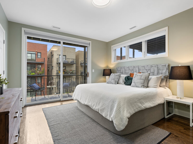 3534 N Fremont Street Chicago IL 60657