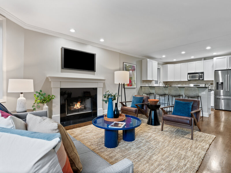 3534 N Fremont Street Chicago IL 60657