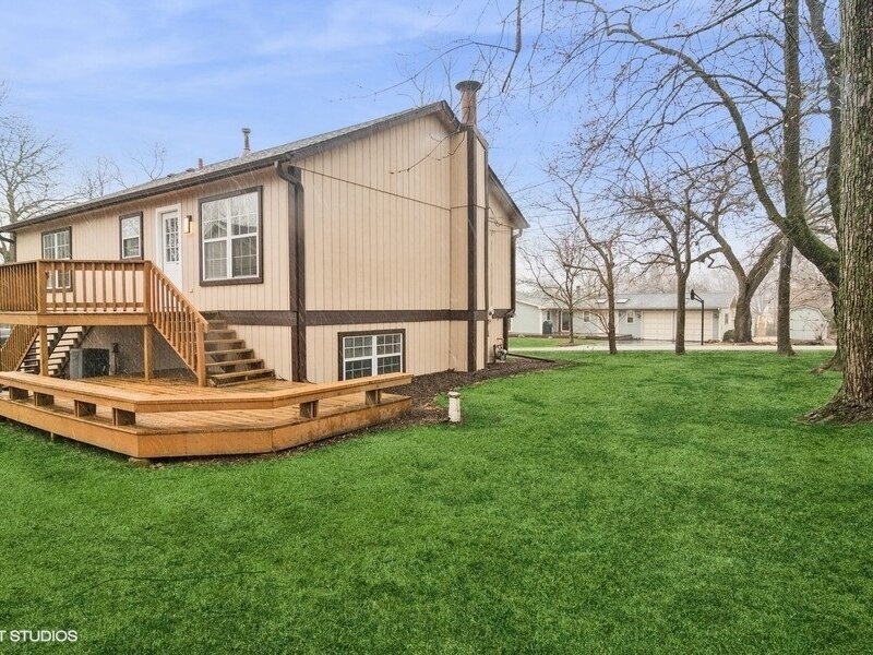 23726 N Overhill Drive Lake Zurich IL 60047