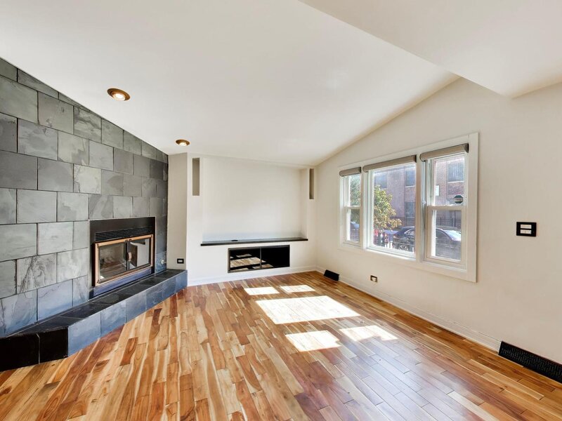 2638 W Grand Avenue Chicago IL 60612