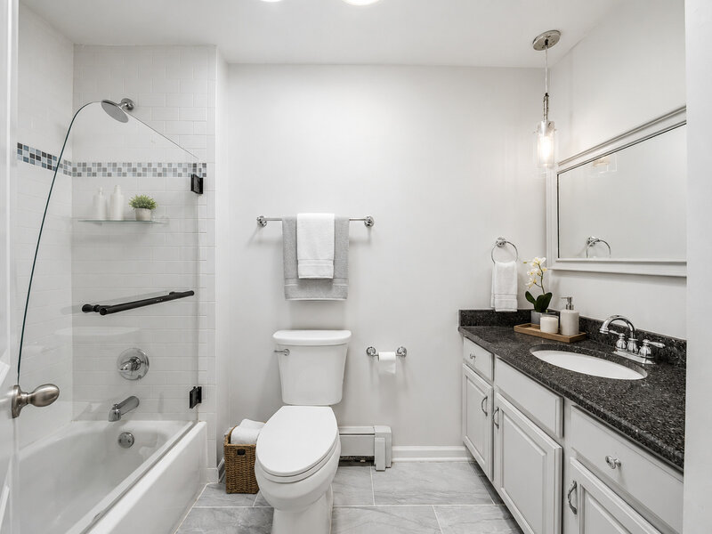 835 Maple Road Flossmoor IL 60422