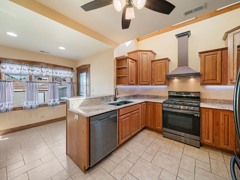 4345 N Marmora Avenue Chicago IL 60634