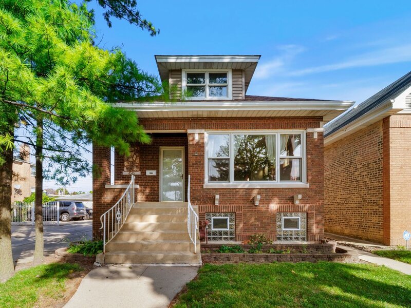 4345 N Marmora Avenue Chicago IL 60634