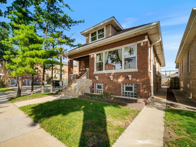 4345 N Marmora Avenue Chicago IL 60634
