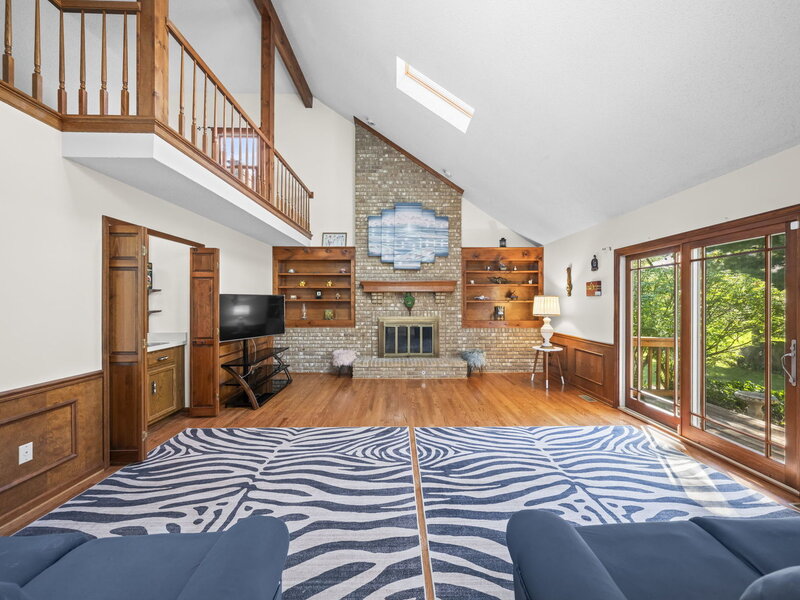 2205 Brown Court Naperville IL 60565