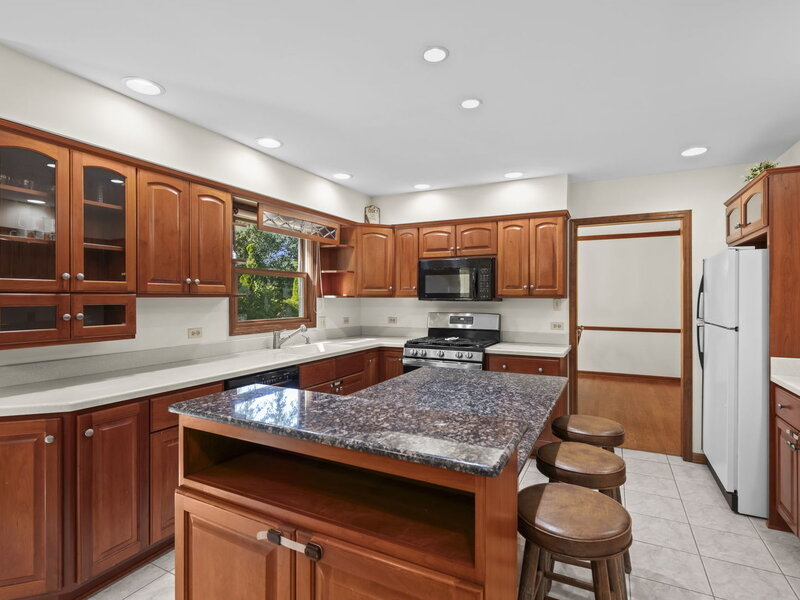 2205 Brown Court Naperville IL 60565