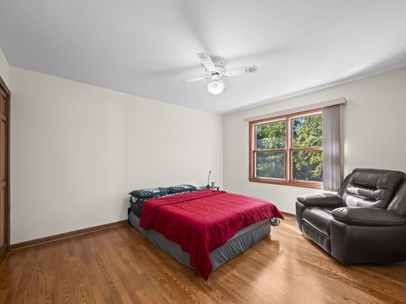 2205 Brown Court Naperville IL 60565