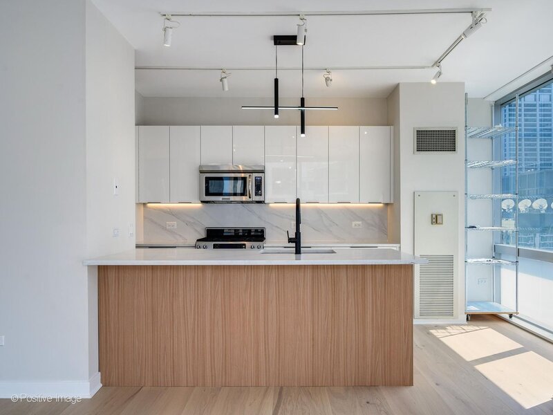 8 E Randolph Street Chicago IL 60601