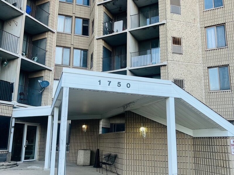 1750 N Marywood Avenue Aurora IL 60505