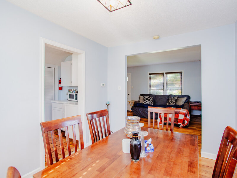 1697 Stockton Avenue Des Plaines IL 60018