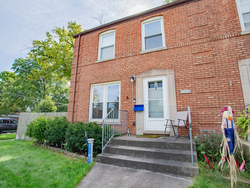 1697 Stockton Avenue Des Plaines IL 60018