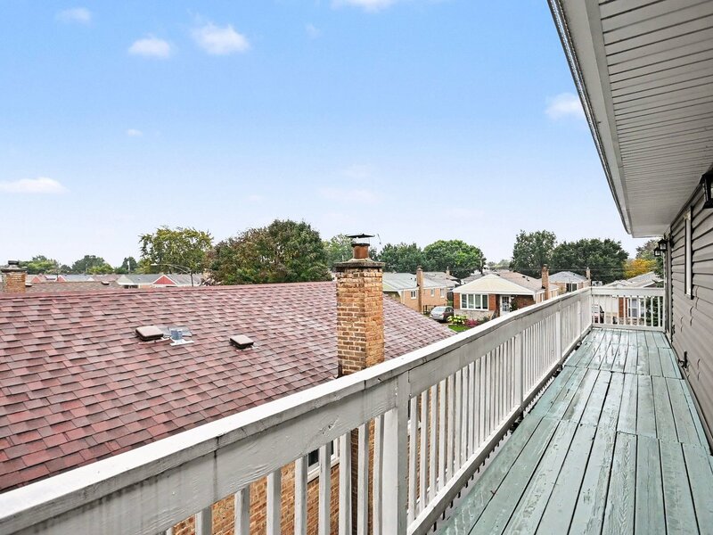 4260 W 82nd Place Chicago IL 60652