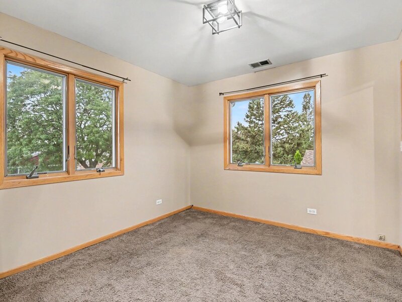 4260 W 82nd Place Chicago IL 60652