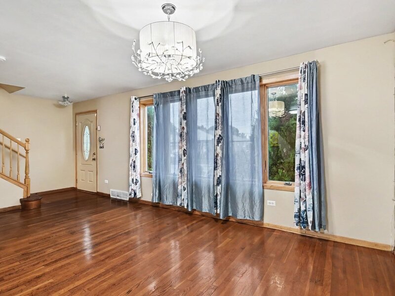 4260 W 82nd Place Chicago IL 60652