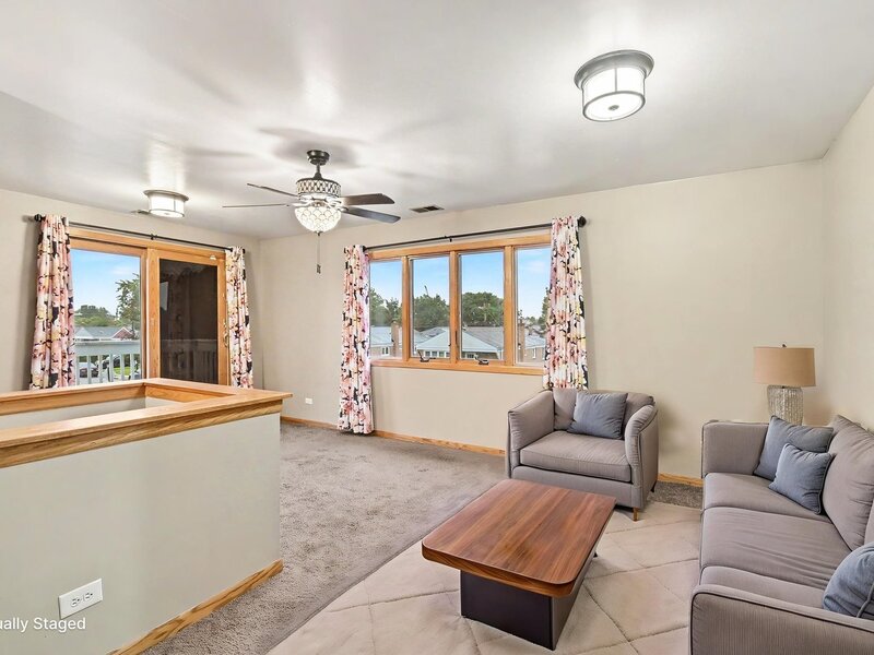 4260 W 82nd Place Chicago IL 60652