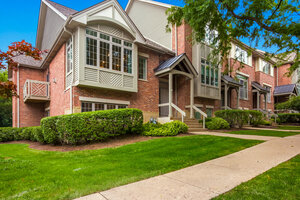 Photo of 60 E Hattendorf Avenue Roselle IL 60172